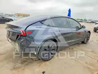 2025 Tesla Model 3 фото