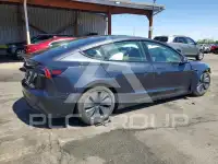 2025 Tesla Model 3 photo