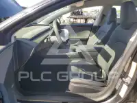 2025 Tesla Model 3 фото