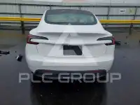 2025 Tesla Model 3 фото