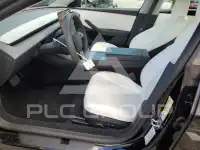 2025 Tesla Model 3 фото