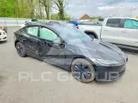 2025 Tesla Model 3 photo