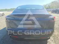 2025 Tesla Model 3 фото