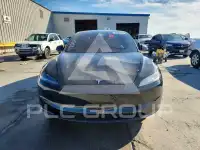 2025 Tesla Model 3 фото