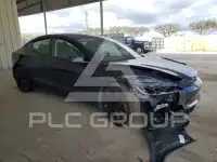 2025 Tesla Model 3 фото