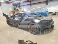 2025 McLaren  фото
