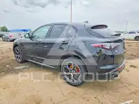 2025 Alfa Romeo Stelvio фото