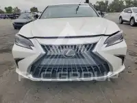 2025 Lexus ES300 фото