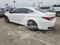 2025 Lexus ES300 фото