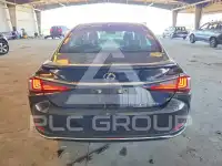 2025 Lexus ES300 фото