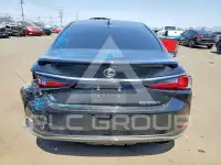 2025 Lexus ES300 photo