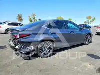 2025 Lexus ES300 фото