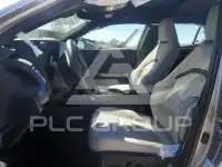 2025 Lexus UX фото