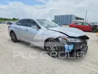 2025 Lexus ES350 photo