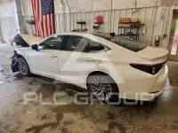 2025 Lexus ES350 фото