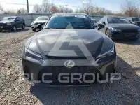 2025 Lexus IS фото