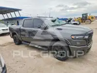 2025 RAM 1500 фото