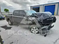 2025 RAM 1500 photo