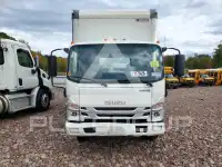 2025 Isuzu NPR фото