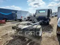 2025 Isuzu NPR фото