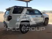 2025 Toyota 4 RUNNER photo