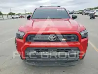 2025 Toyota 4 RUNNER photo