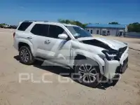 2025 Toyota 4 RUNNER photo