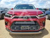 2025 Toyota Highlander фото