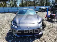 2025 Toyota GR 86 фото