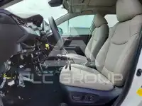 2025 Toyota RAV4 фото