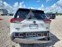 2025 Toyota RAV4 фото