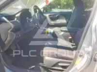 2025 Toyota RAV4 фото