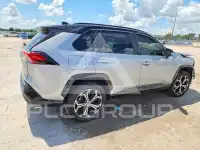 2025 Toyota RAV4 фото