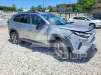 2025 Toyota RAV4 фото