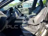 2025 Toyota RAV4 фото