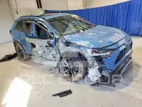 2025 Toyota RAV4 фото