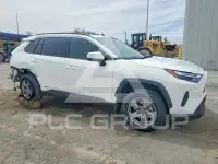 2025 Toyota RAV4 фото