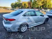 2025 Toyota COROLLA фото