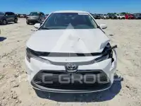 2025 Toyota COROLLA фото