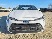 2025 Toyota COROLLA фото