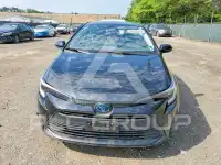 2025 Toyota COROLLA фото
