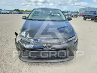 2025 Toyota COROLLA photo