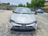 2025 Toyota COROLLA фото