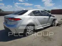 2025 Toyota COROLLA фото