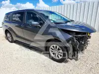 2025 Toyota SIENNA photo