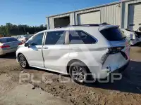 2025 Toyota SIENNA photo