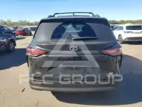 2025 Toyota SIENNA photo