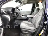 2025 Toyota SIENNA фото