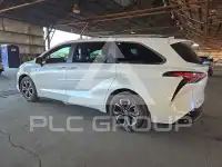 2025 Toyota SIENNA фото