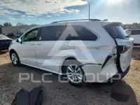 2025 Toyota SIENNA фото